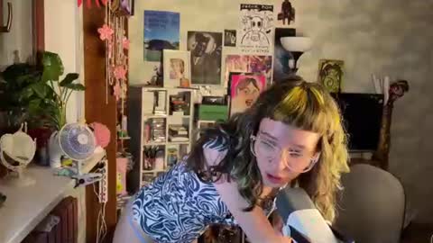 D online show from July 31, 5:36 pm