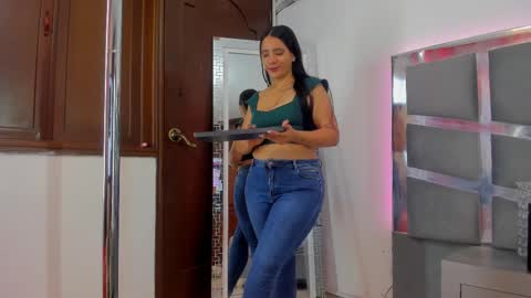Snapshot of dashafoxxx chatting on March 4, 12:55 pm Dasha Foxxx online show from March 4, 12:55 pm