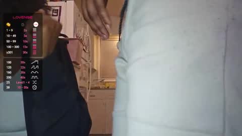 Snapshot of datb0igud chatting on October 22, 8:17 am LushLavish online show from October 22, 8:17 am