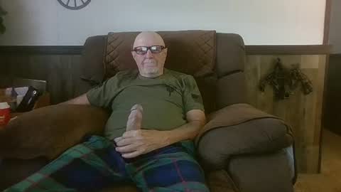 dave571960 online show from July 19, 10:40 am