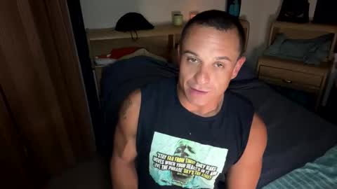 dave875126 online show from May 23, 10:28 pm