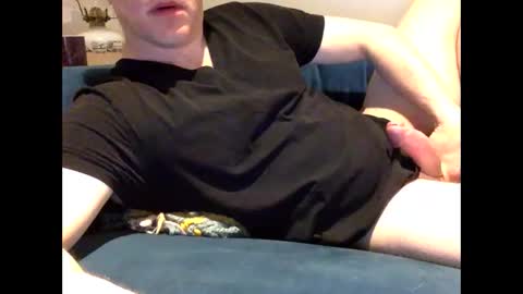 daveb709709709 online show from May 20, 2:08 am