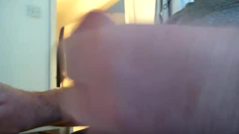 davesu12345 online show from December 10, 9:12 am