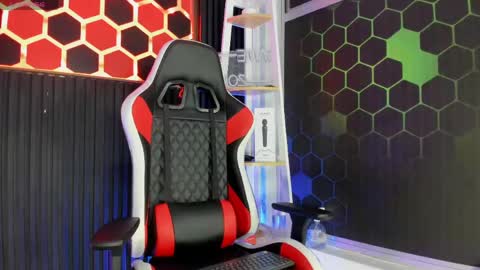 David online show from April 17, 1:02 pm