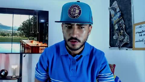 Hey im David that loves to explore and speak their fantasies. Very open talktative and nice. Feel free to chat with me online show from June 3, 1:08 am