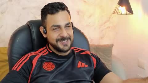 Snapshot of david_oliveira chatting on September 25, 1:07 pm JF oliveira online show from September 25, 1:07 pm