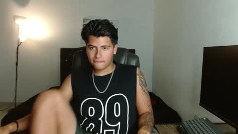 David Bless online show from February 22, 1:09 am