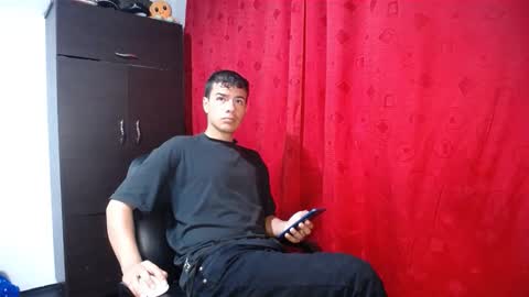 Snapshot of davidkaloc chatting on October 19, 2:16 am David online show from October 19, 2:16 am