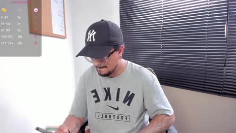 David Evans online show from December 2, 5:21 pm