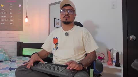 David Evans online show from October 11, 9:03 am