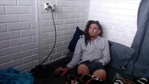 DAVILS online show from January 14, 7:38 am