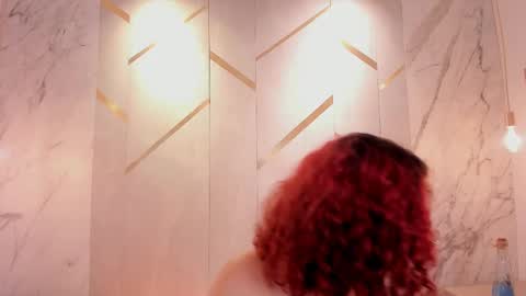 Snapshot of davis_emma chatting on March 10, 9:56 am Emma online show from March 10, 9:56 am