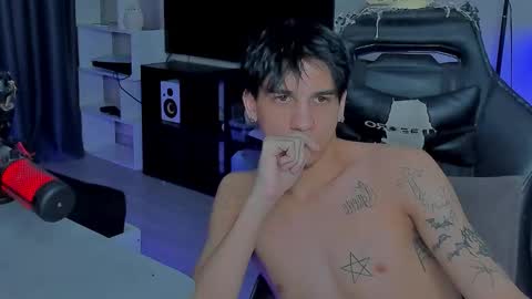 davis online show from December 20, 9:22 pm