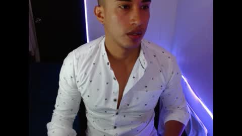 DS online show from February 25, 9:58 pm