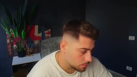 DaxGreer online show from May 13, 4:44 am