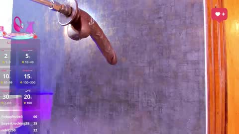 Dayan  online show from October 25, 8:20 pm