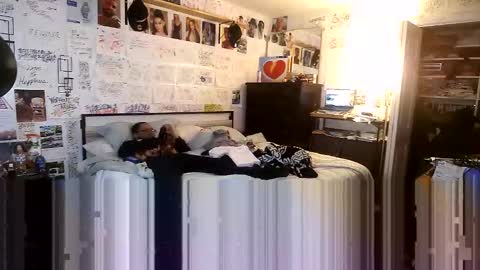 dbeamon92 online show from February 20, 12:43 am