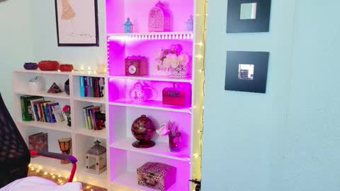 Shari online show from February 6, 7:12 am