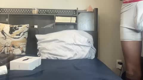 Dave Diamond online show from February 10, 4:19 am