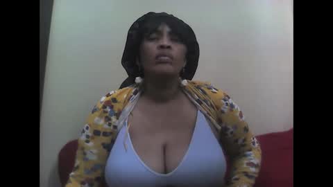 ddboobsnipples online show from November 1, 1:32 pm