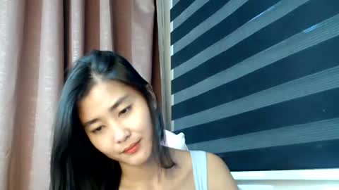 Snapshot of de_amore chatting on September 26, 9:39 am Angel online show from September 26, 9:39 am