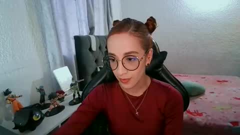 Snapshot of dear_juliet chatting on September 11, 10:44 pm Juliet online show from September 11, 10:44 pm