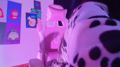 dearcatalina online show from November 20, 5:28 am