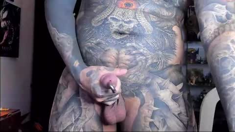 Snapshot of death_ink666 chatting on January 31, 12:39 am online show from January 31, 12:39 am