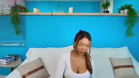 Debra online show from March 24, 12:00 pm