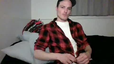 Dee4dayz online show from April 3, 1:01 am