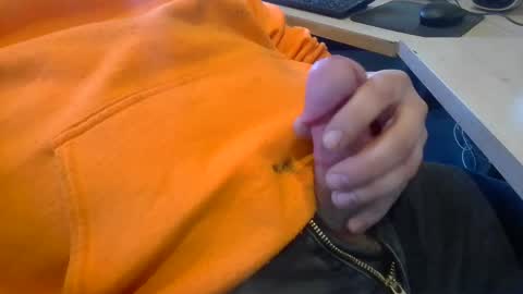 Snapshot of deepstrokes25 chatting on March 10, 7:50 pm deepstrokes25 online show from March 10, 7:50 pm