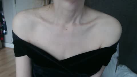 KamiDevi online show from September 13, 2:52 pm