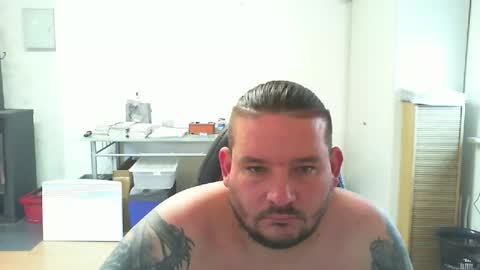 deinspielzeug87 online show from November 14, 9:33 am