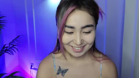 sexy bimbo little kitty asian misstress quen princes sexy girl you can just call me pleasure online show from December 14, 11:50 am
