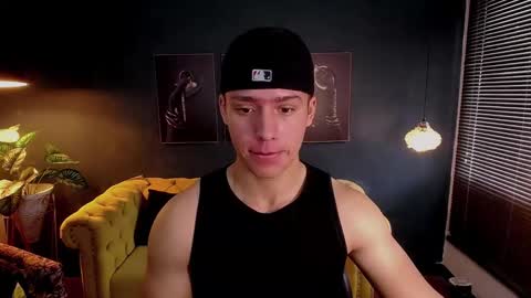 Snapshot of deivid_parker chatting on October 7, 1:40 pm Deivid online show from October 7, 1:40 pm