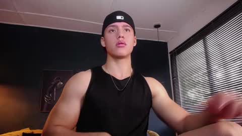 Snapshot of deivid_parker chatting on September 9, 2:06 pm Deivid online show from September 9, 2:06 pm