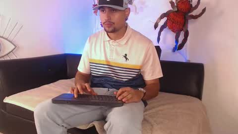  DEIVY  online show from October 31, 10:32 pm