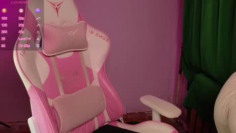 Snapshot of deizysweet chatting on October 11, 6:18 am Princess Potato online show from October 11, 6:18 am