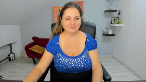 Snapshot of deliciouslolly chatting on October 17, 4:38 am DeliciousLolly online show from October 17, 4:38 am