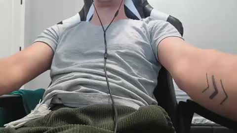 Delirium online show from February 1, 3:14 am