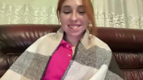 Snapshot of deliverysmile chatting on October 17, 7:29 pm Delivery online show from October 17, 7:29 pm