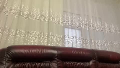 Delivery      online show from October 25, 6:57 am