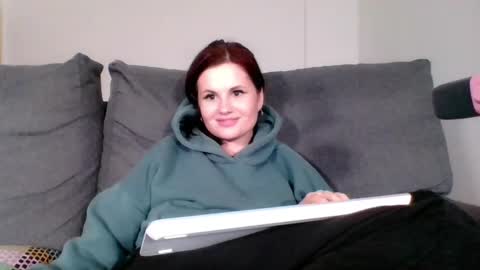 Snapshot of dellacrush_ chatting on March 10, 6:23 pm dellacrush_ online show from March 10, 6:23 pm
