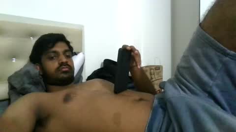 delta0211 online show from April 8, 7:06 pm