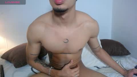 Snapshot of demeter_salviati chatting on October 3, 3:26 am Demeter Salviati online show from October 3, 3:26 am