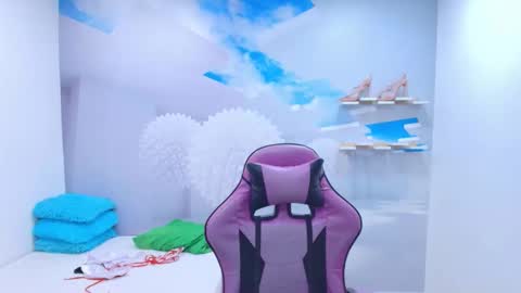 DEMI online show from February 2, 12:56 pm