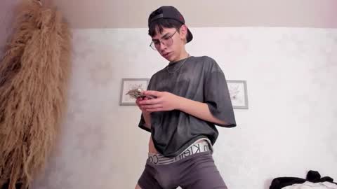 demian_hush online show from February 12, 7:17 pm