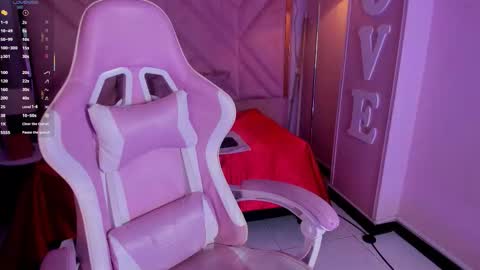 Demi online show from November 14, 7:10 am