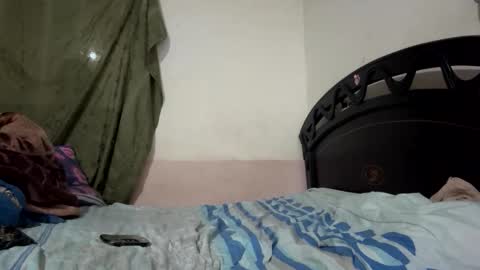 Snapshot of demon_2407 chatting on October 16, 10:19 pm Demon 2407 online show from October 16, 10:19 pm