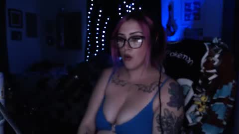 Snapshot of demongf chatting on February 26, 3:57 am Demoness Mina online show from February 26, 3:57 am